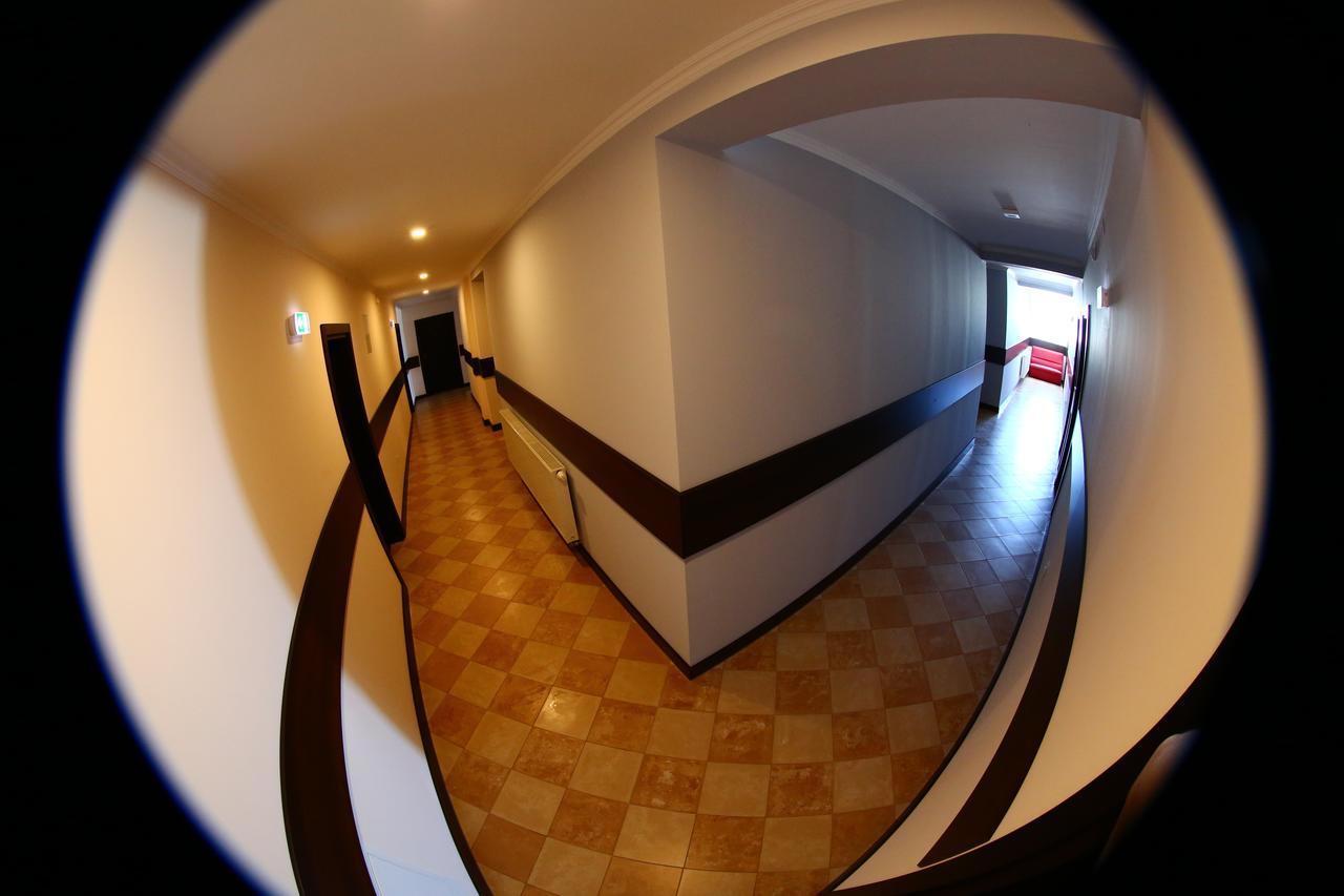 Hotel Extrans Olchowa Exteriér fotografie